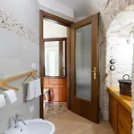 Corallo House 3*