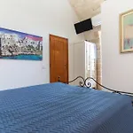 Corallo House Pensjonat 3*